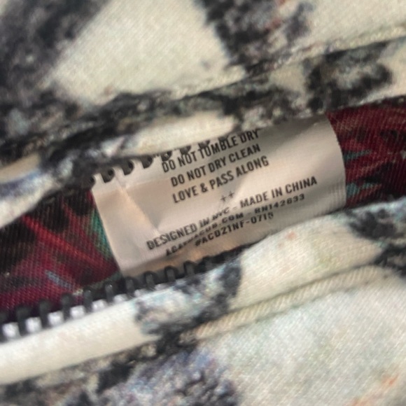 Agatha Cub REVERSIBLE Bomber Jacket, size 6-7 - Picture 6 of 8